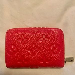 red zip wallet